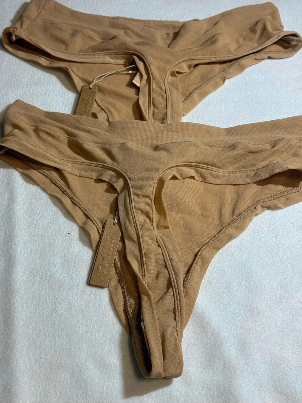 SKIMS Summer Mesh Thong. Ochre. 4X - Set of 2
